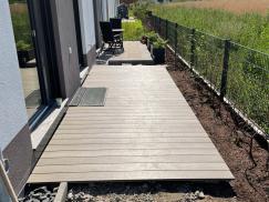 Holzterrasse für Neubau