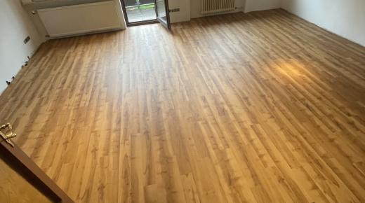 Holzboden lasiert