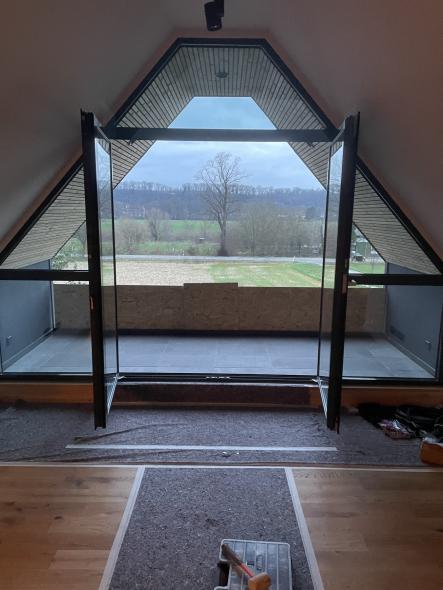 Terrassentür und Festverglasung