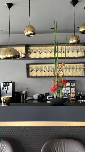 Restauranteinrichtung Bar